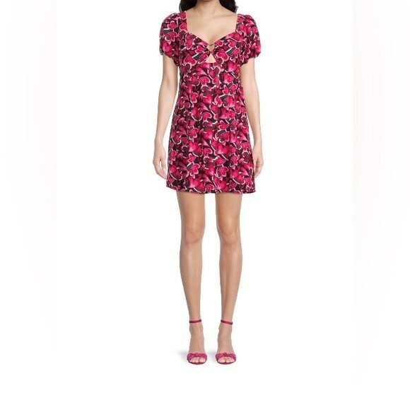 NWT Junior’s Large (11-13) Hot Pink Heart Mini Dress With Balloon Sleeves - Picture 1 of 4